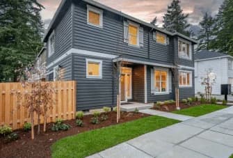 Discovery Park Condominiums