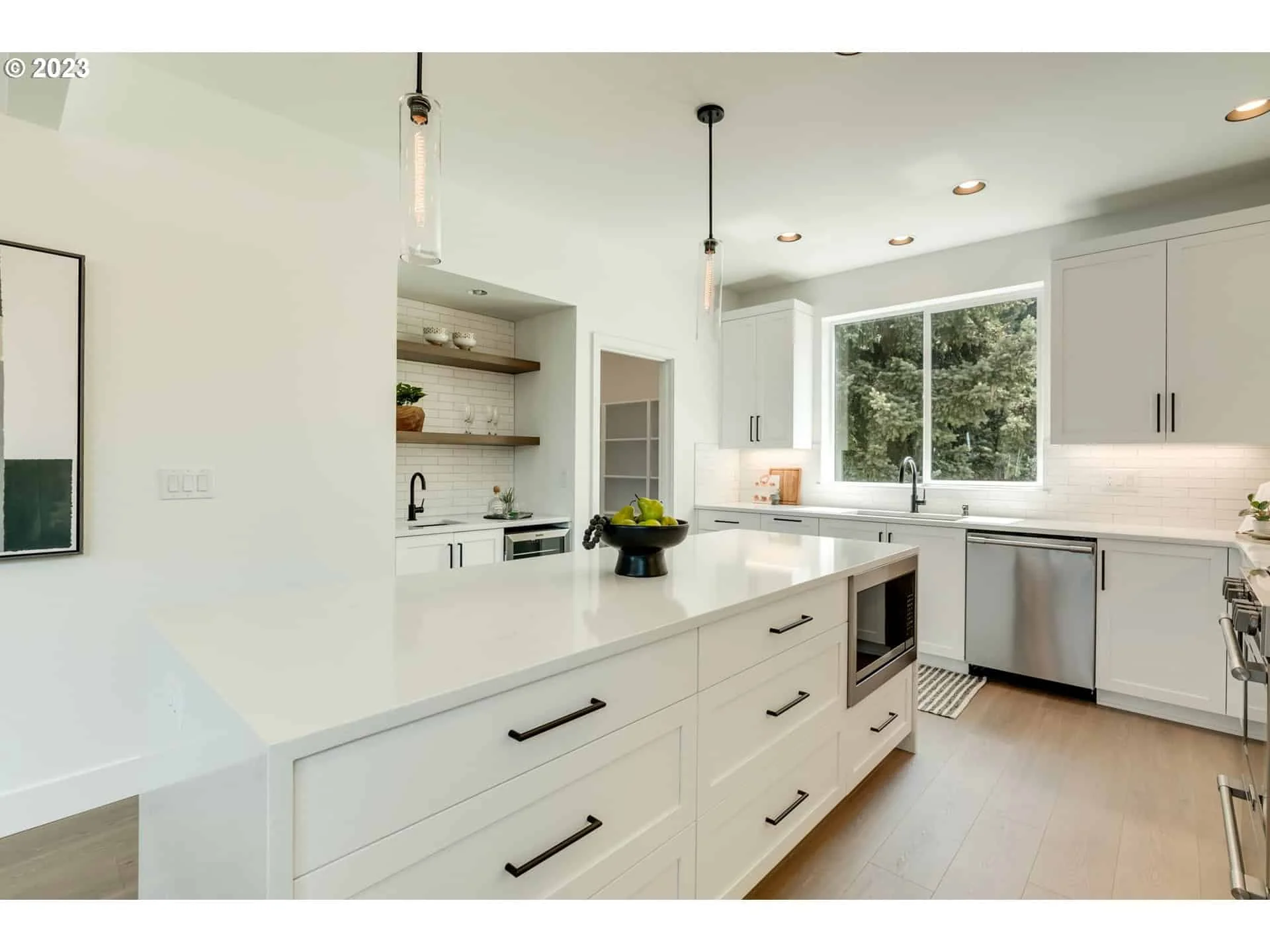 108 NE Bridgeton Road - Photo 8