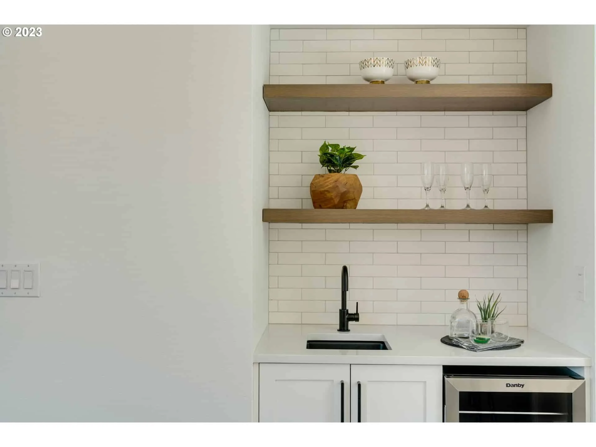 108 NE Bridgeton Road - Photo 14