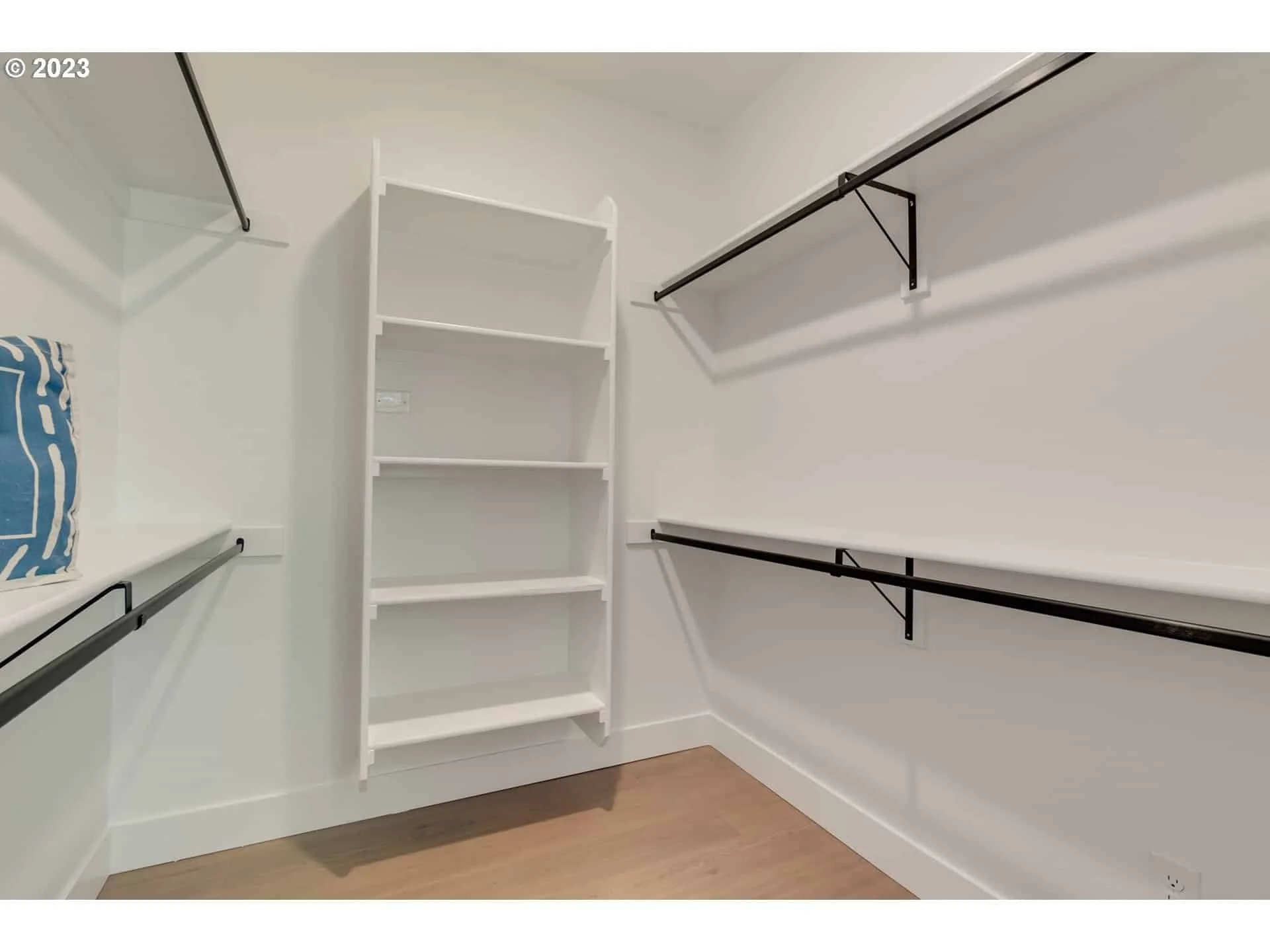 108 NE Bridgeton Road - Photo 37