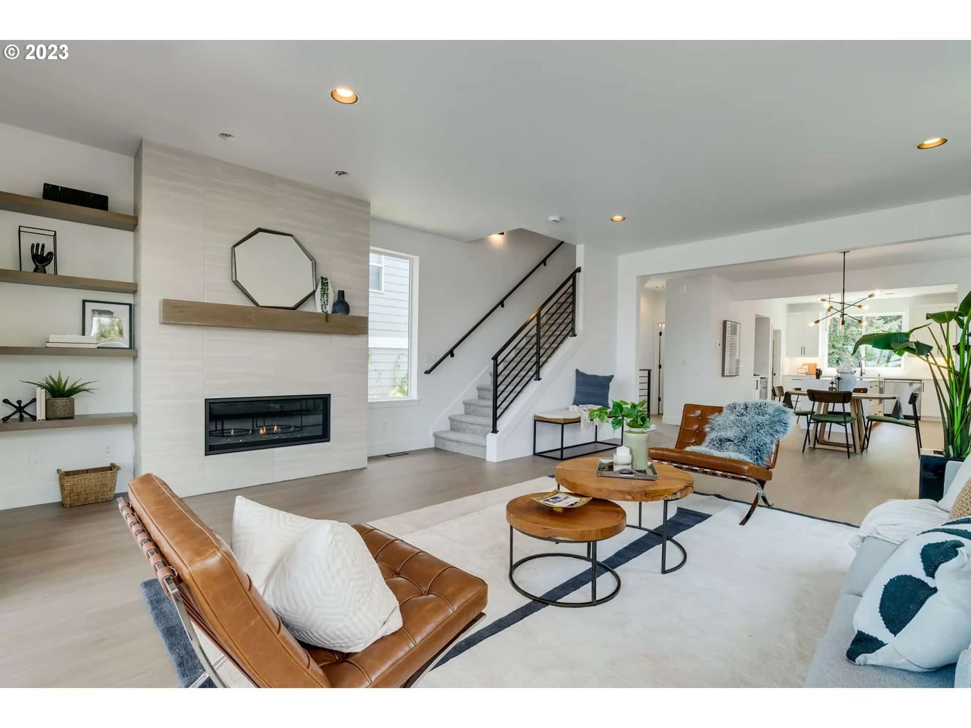 108 NE Bridgeton Road - Photo 3