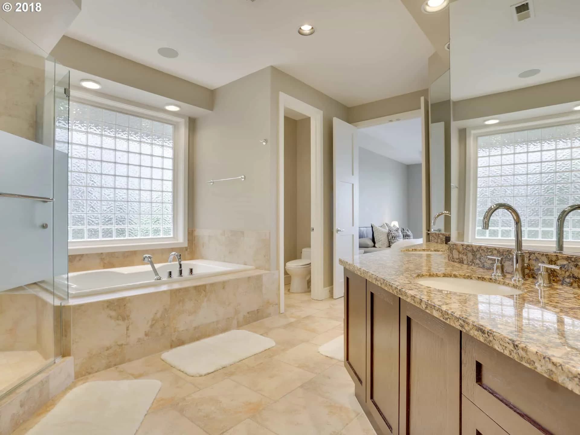 120 SW Moonridge Place - Photo 18