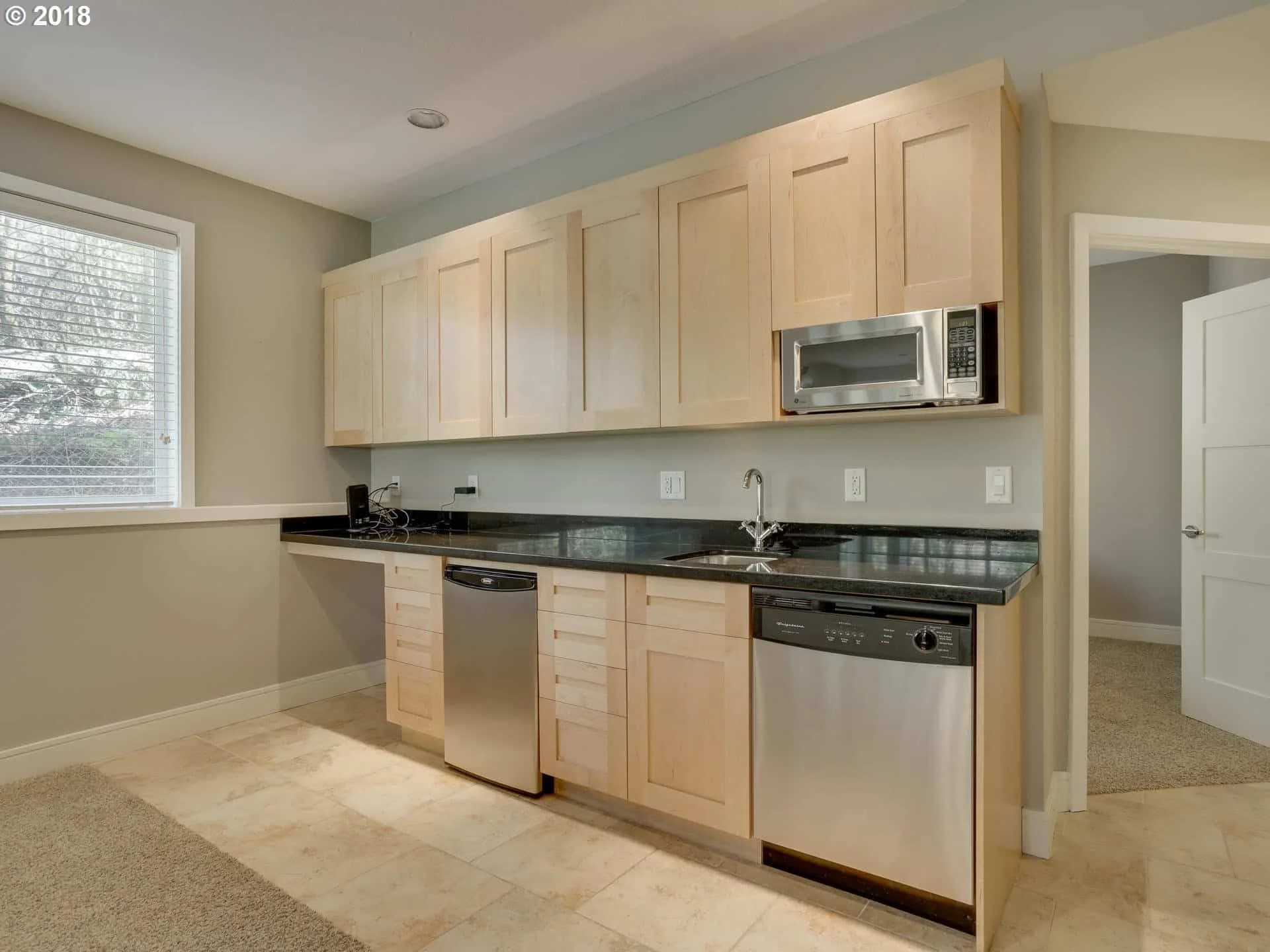 120 SW Moonridge Place - Photo 24