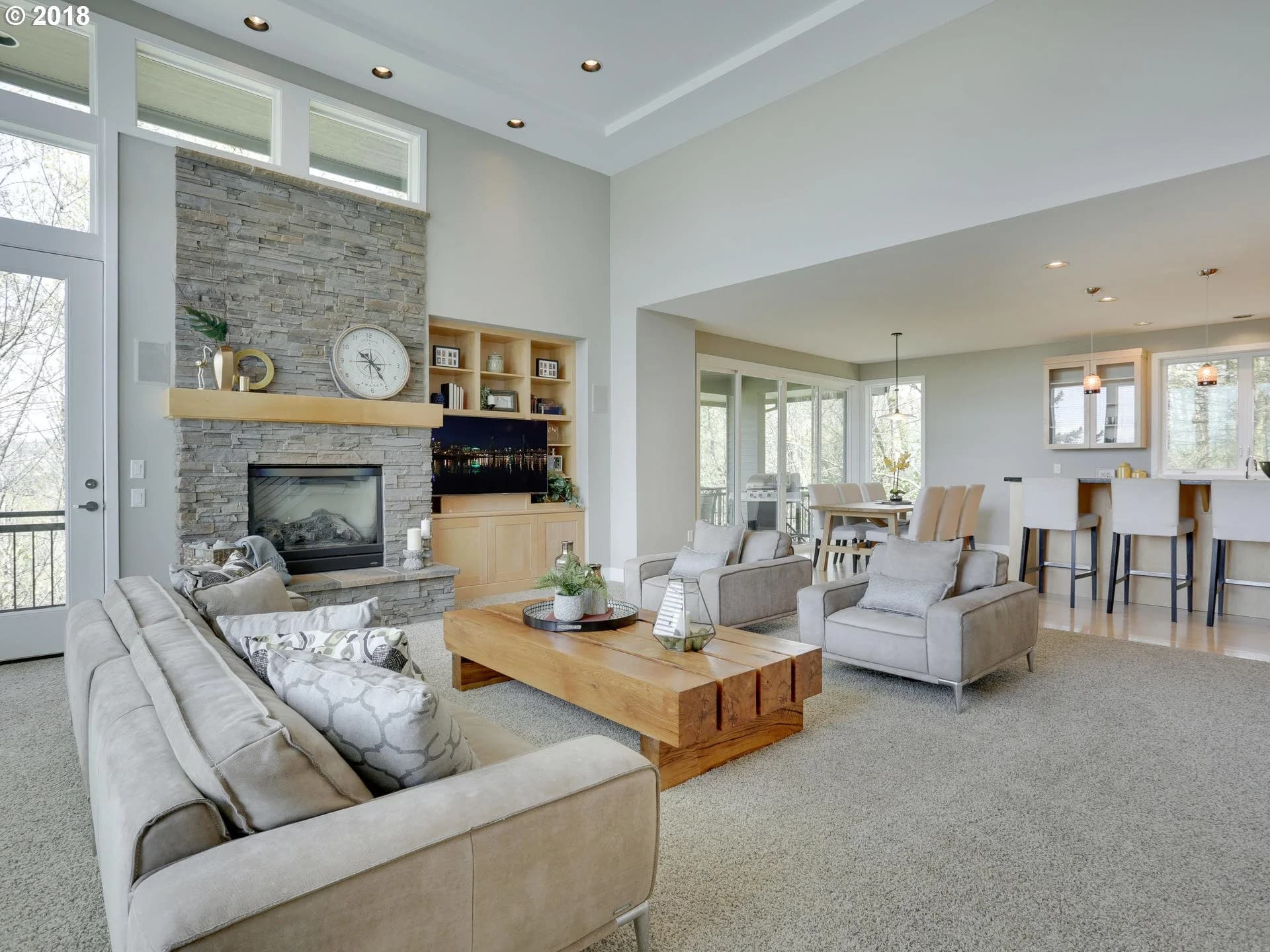 120 SW Moonridge Place - Photo 4