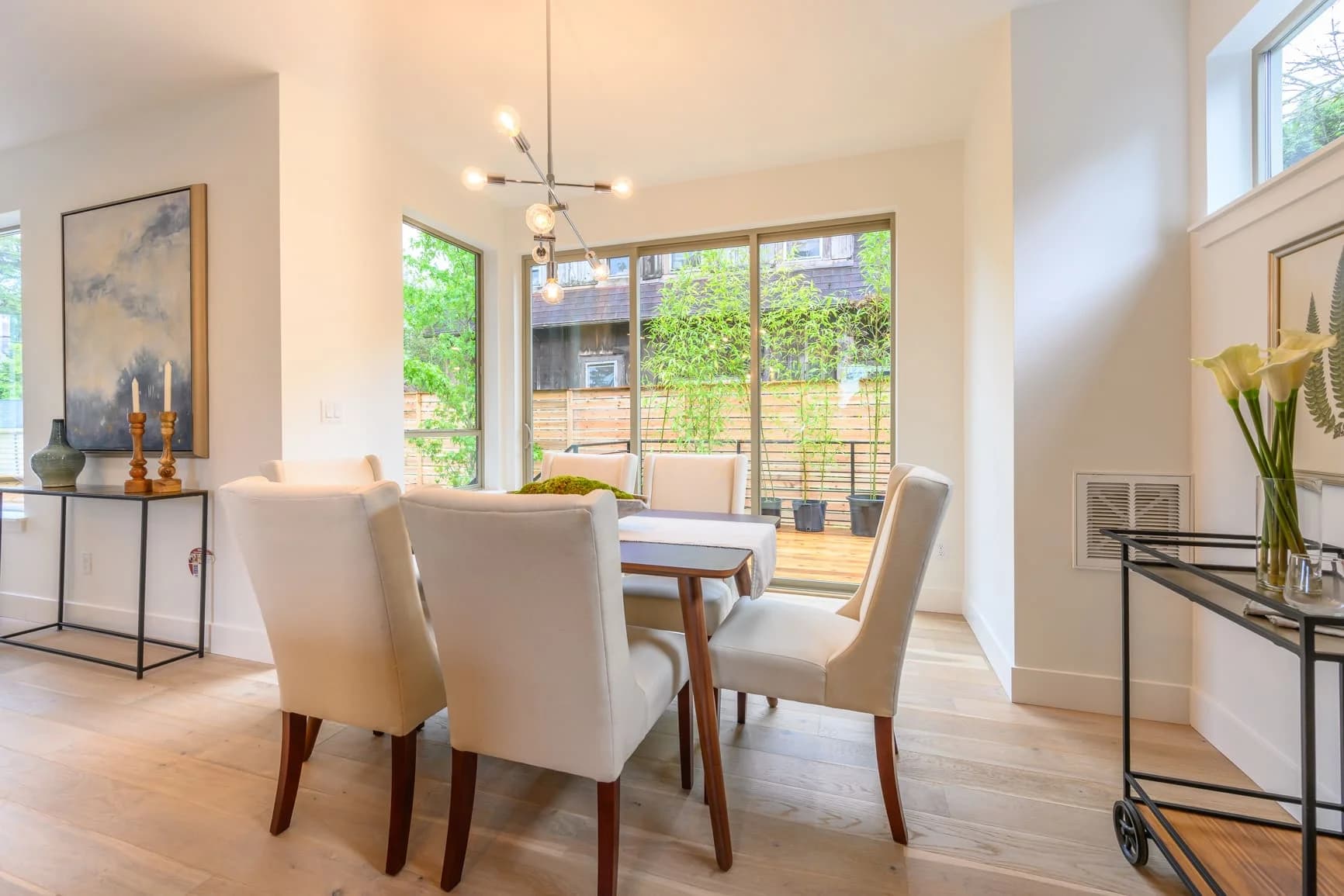 1886 NE Holman St - Photo 3