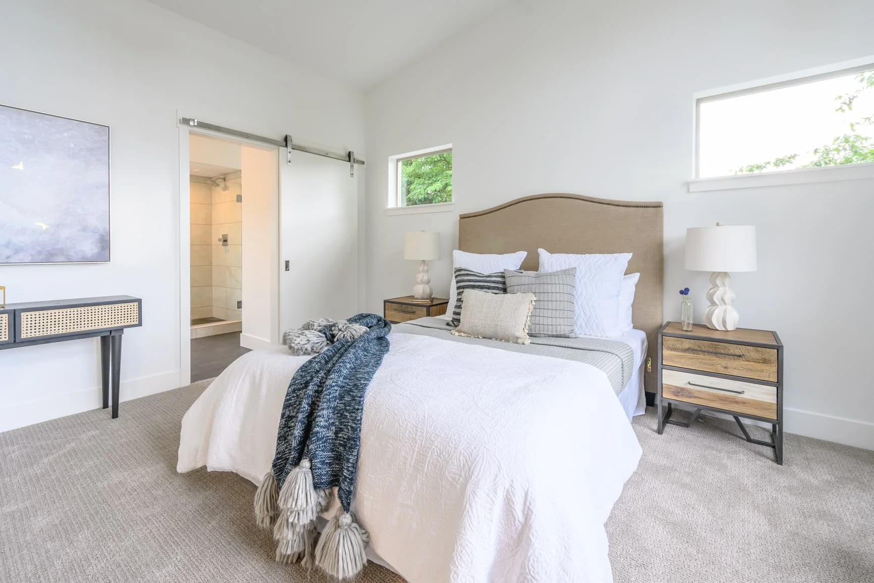 1886 NE Holman St - Photo 17