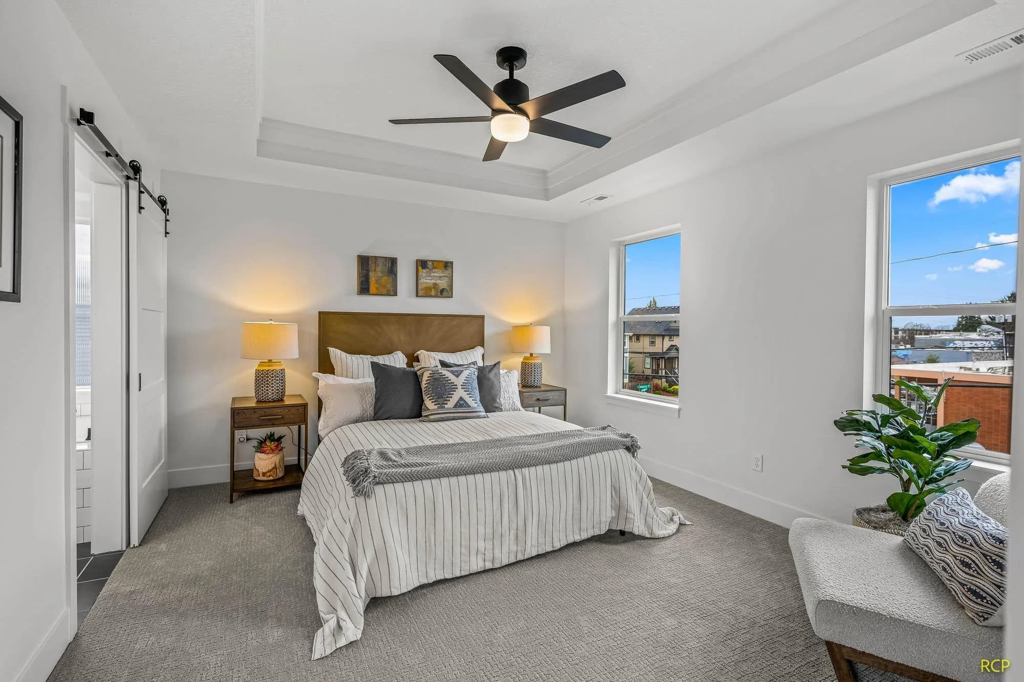 8165 N Brandon Ave - Photo 15