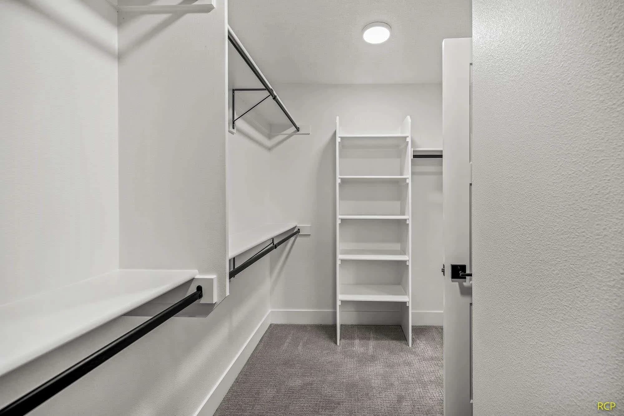 8165 N Brandon Ave - Photo 17