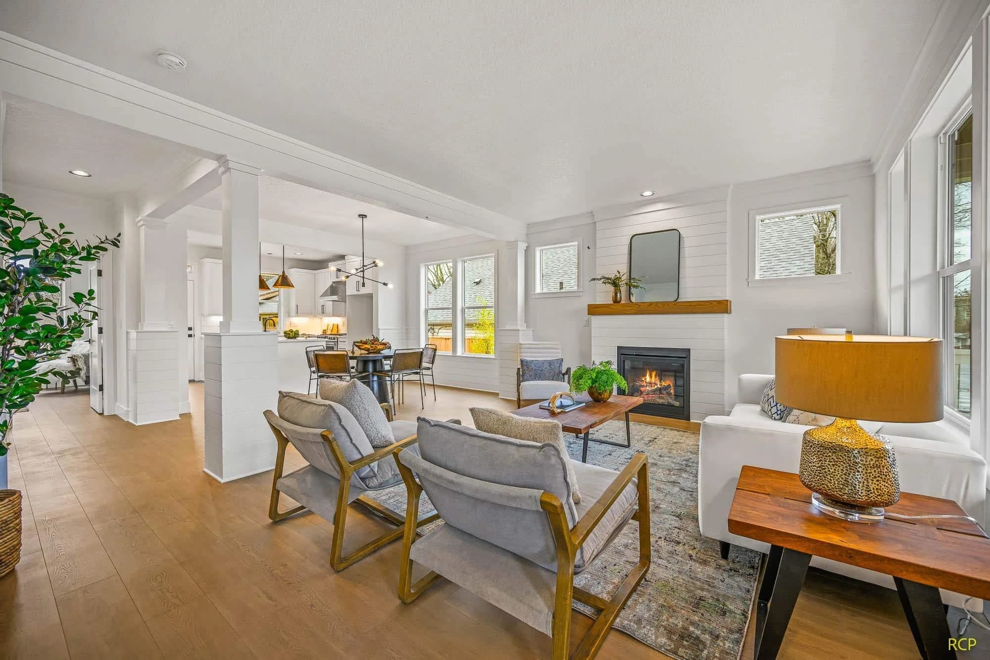 8165 N Brandon Ave - Photo 4