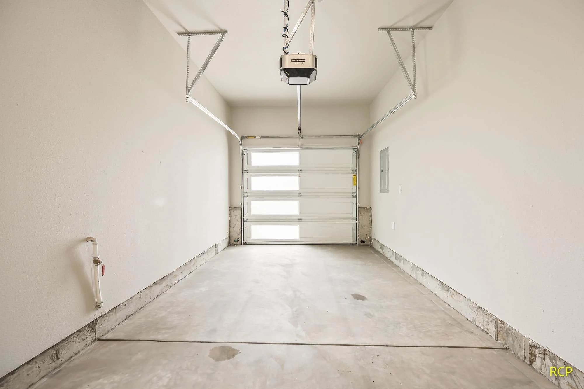 8454 N Seward Ave - Photo 6