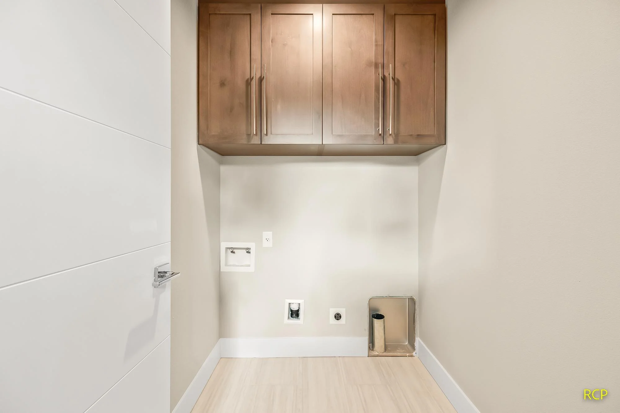 8454 N Seward Ave - Photo 20