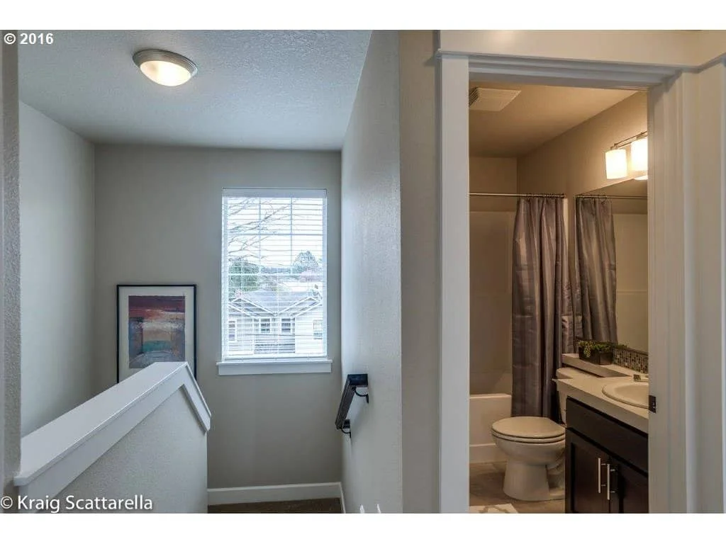 Carriage House Village - Photo 12