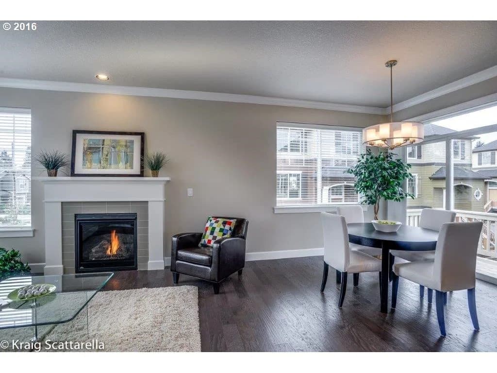 Carriage House Village - Photo 5