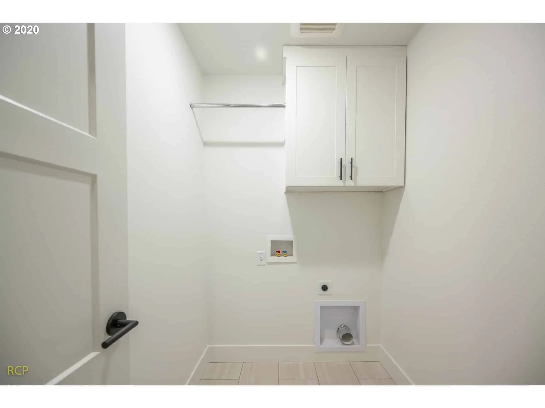 Discovery Park Condominiums - Photo 27