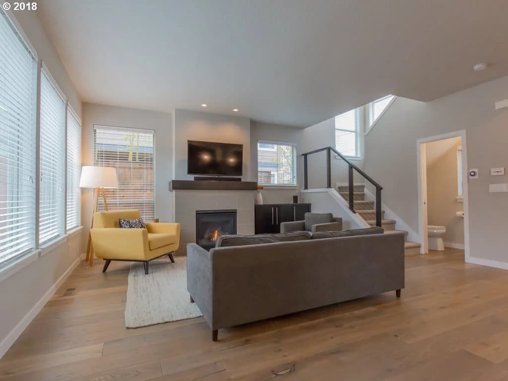 6540 N Oberlin St - Photo 1