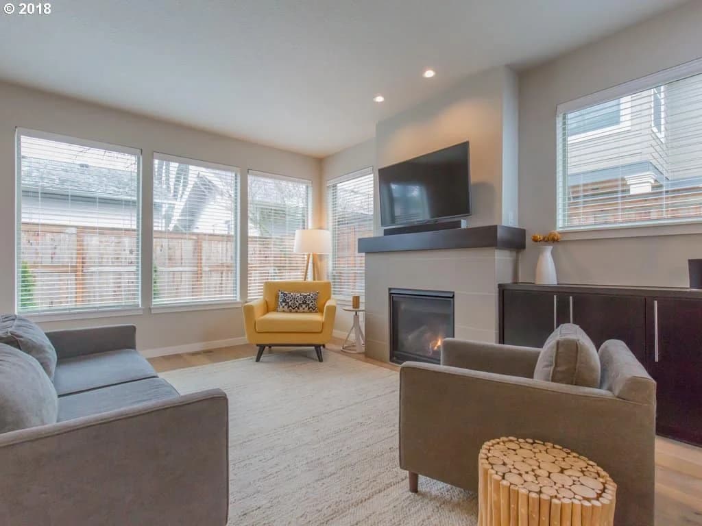 6540 N Oberlin St - Photo 2