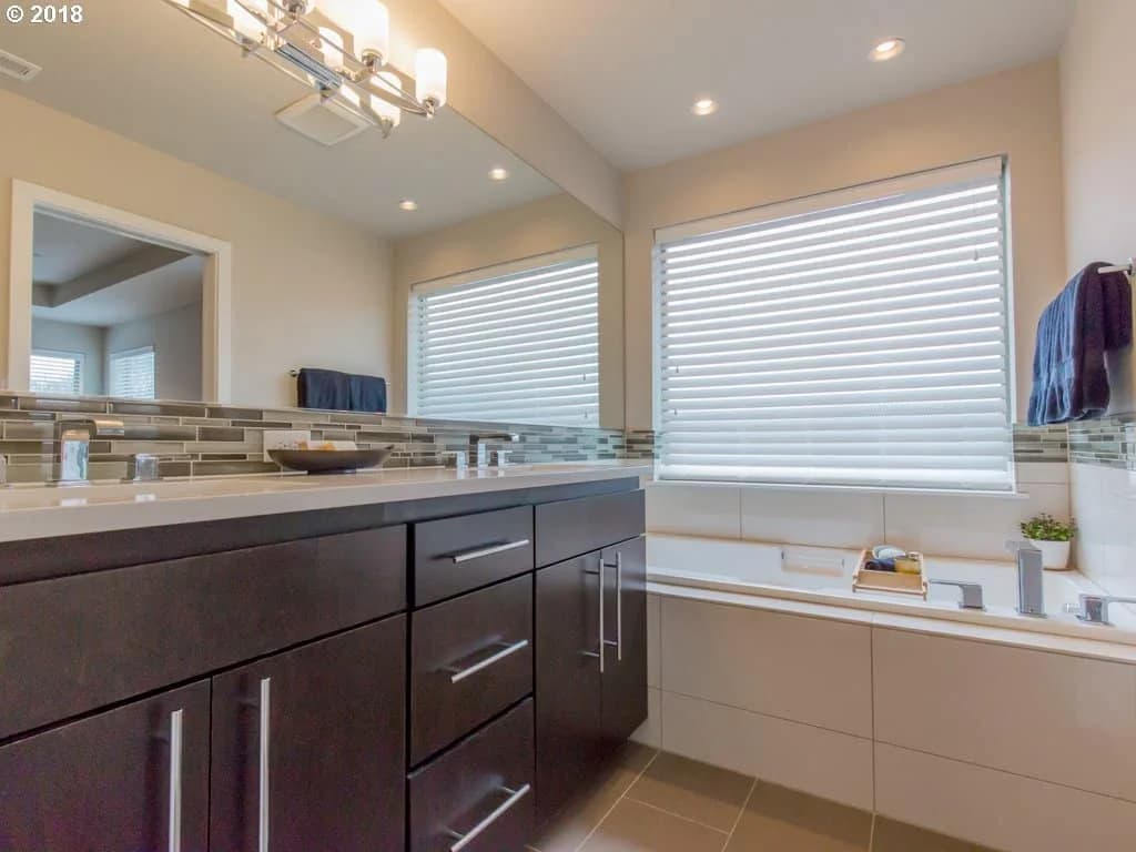 6540 N Oberlin St - Photo 10