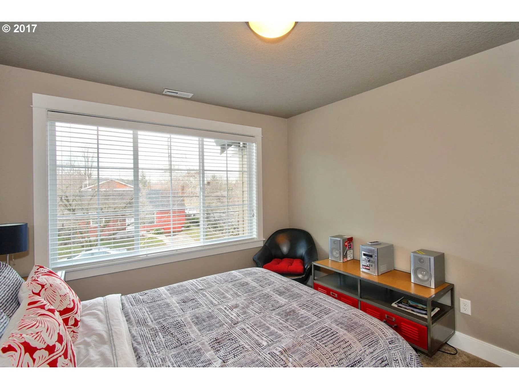 7374 N Macrum Ave - Photo 23