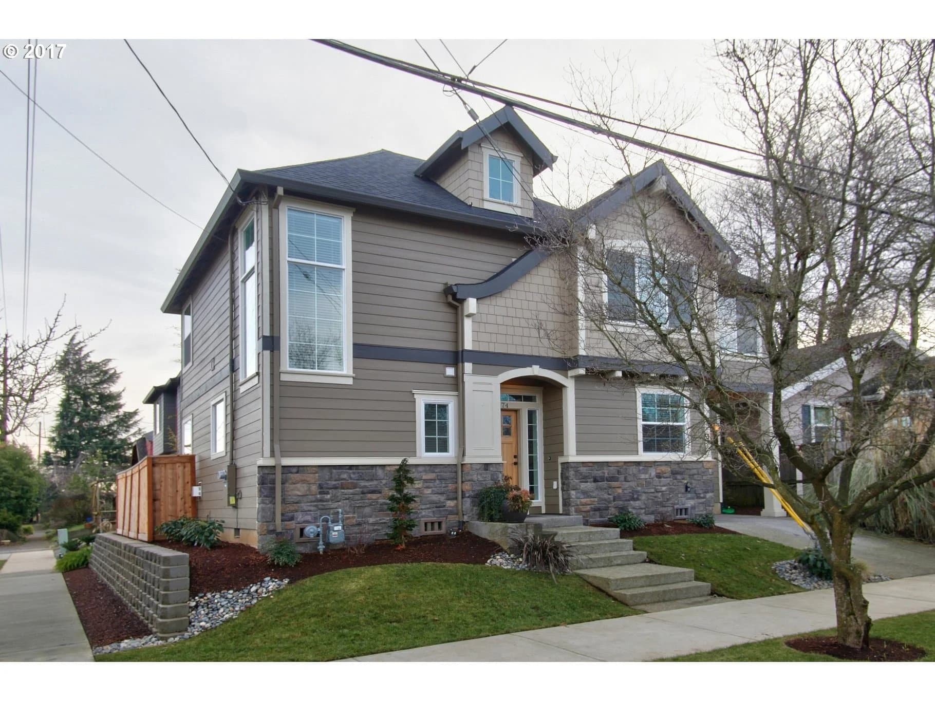 7374 N Macrum Ave - Photo 3