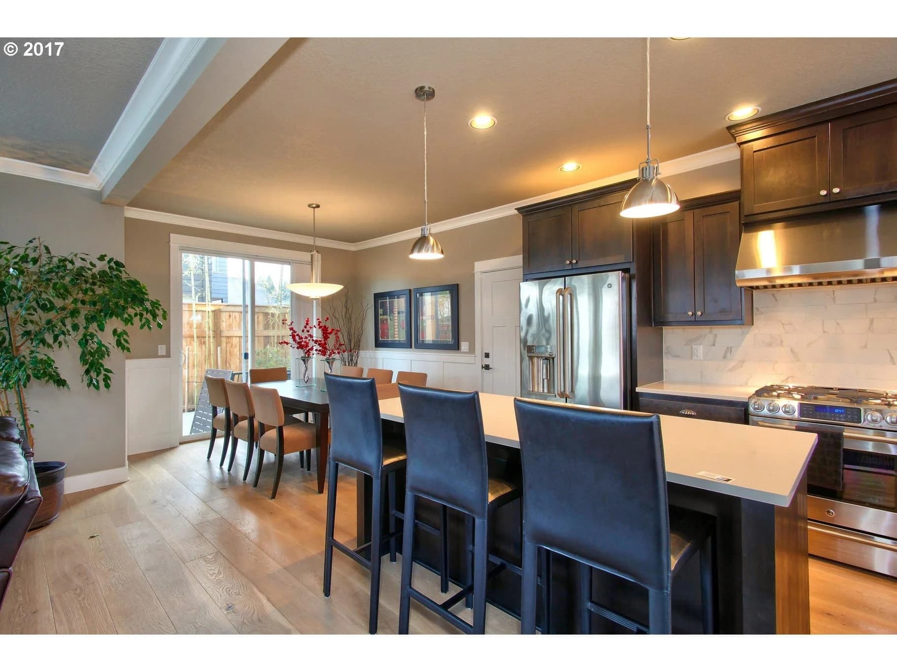 7374 N Macrum Ave - Photo 6