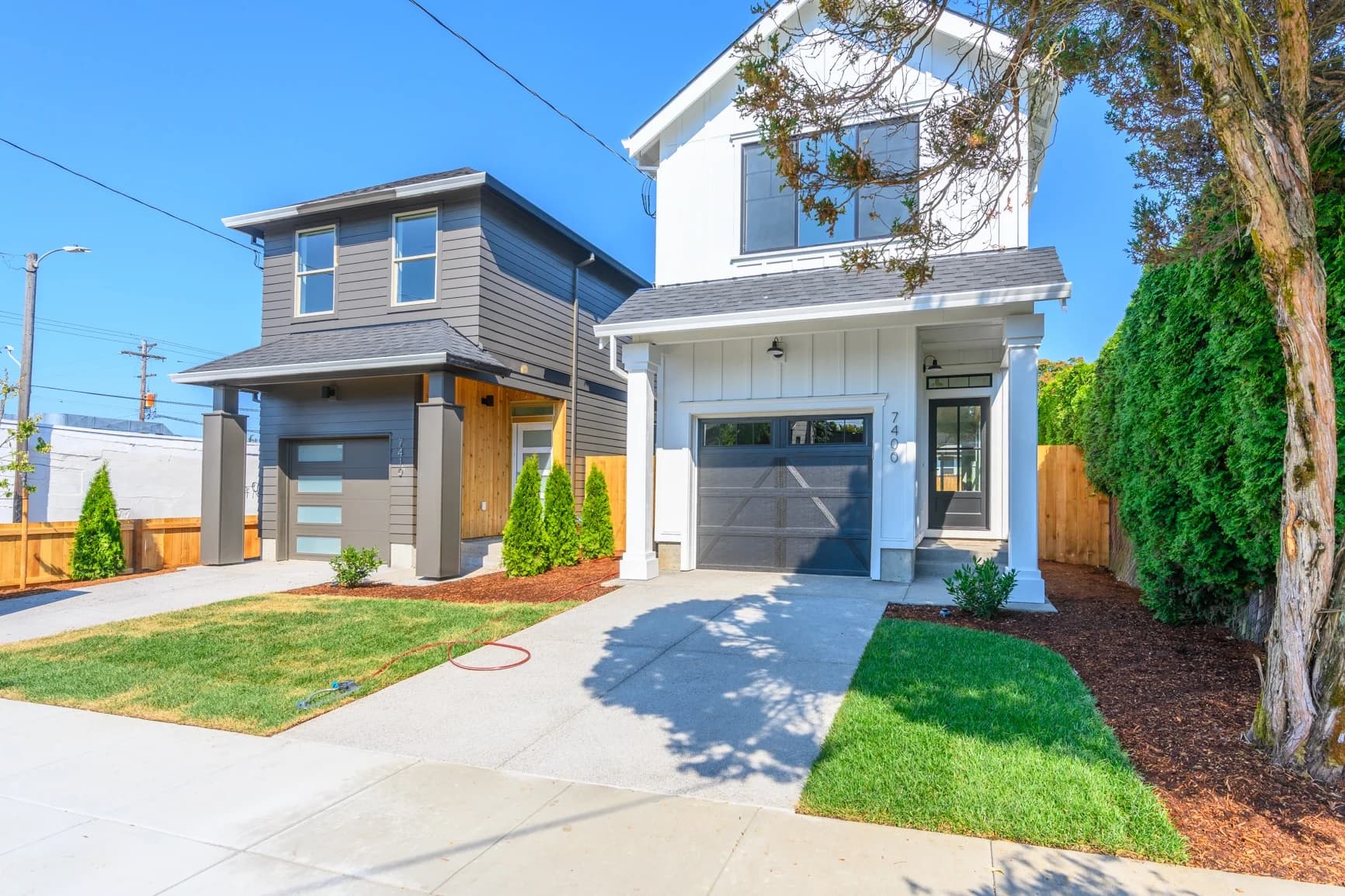 7400 N Lancaster Ave - Photo 1