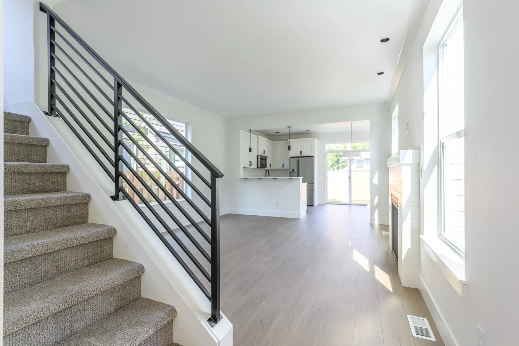 7400 N Lancaster Ave - Photo 5