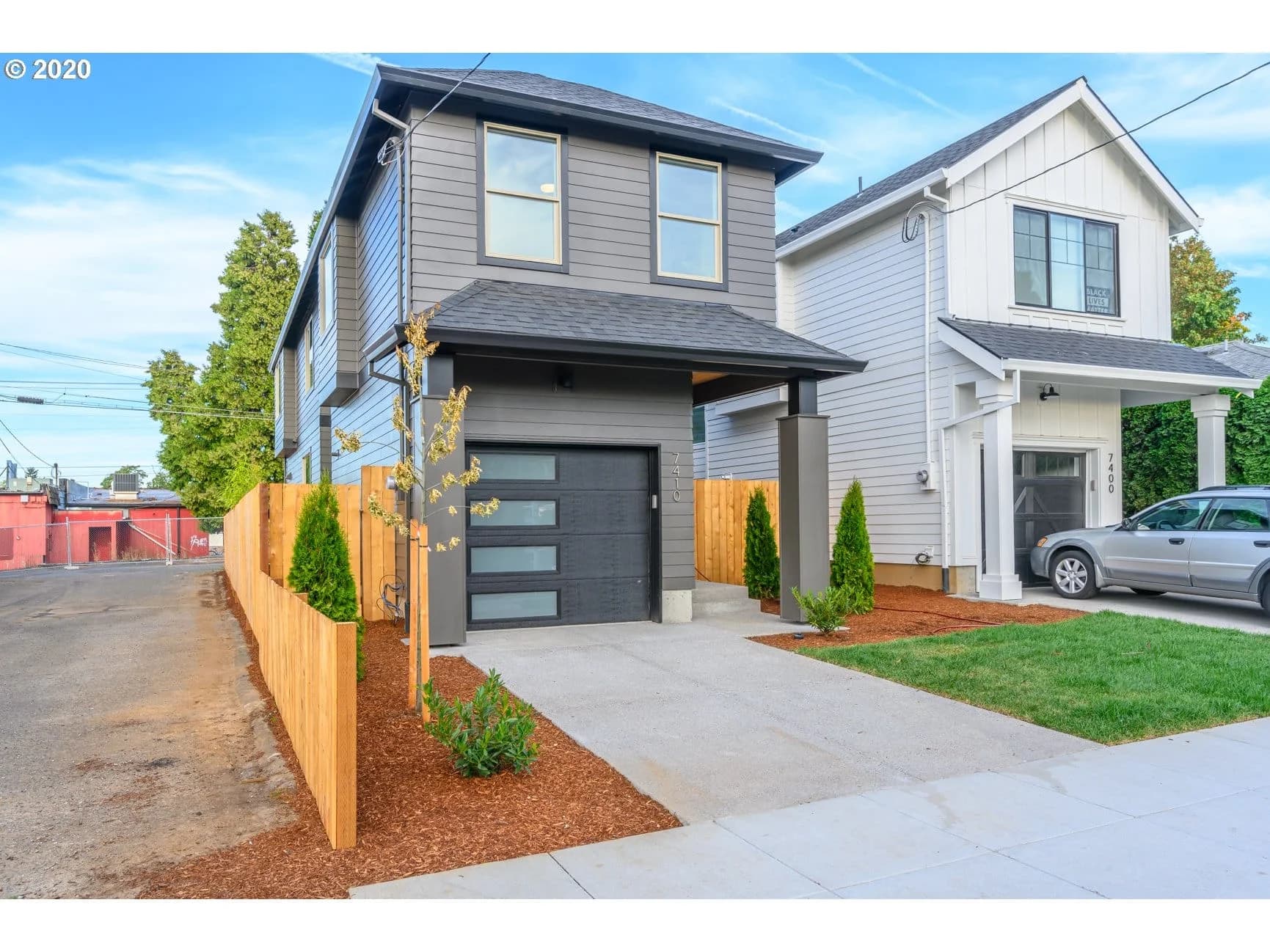 7410 N Lancaster Ave - Photo 3