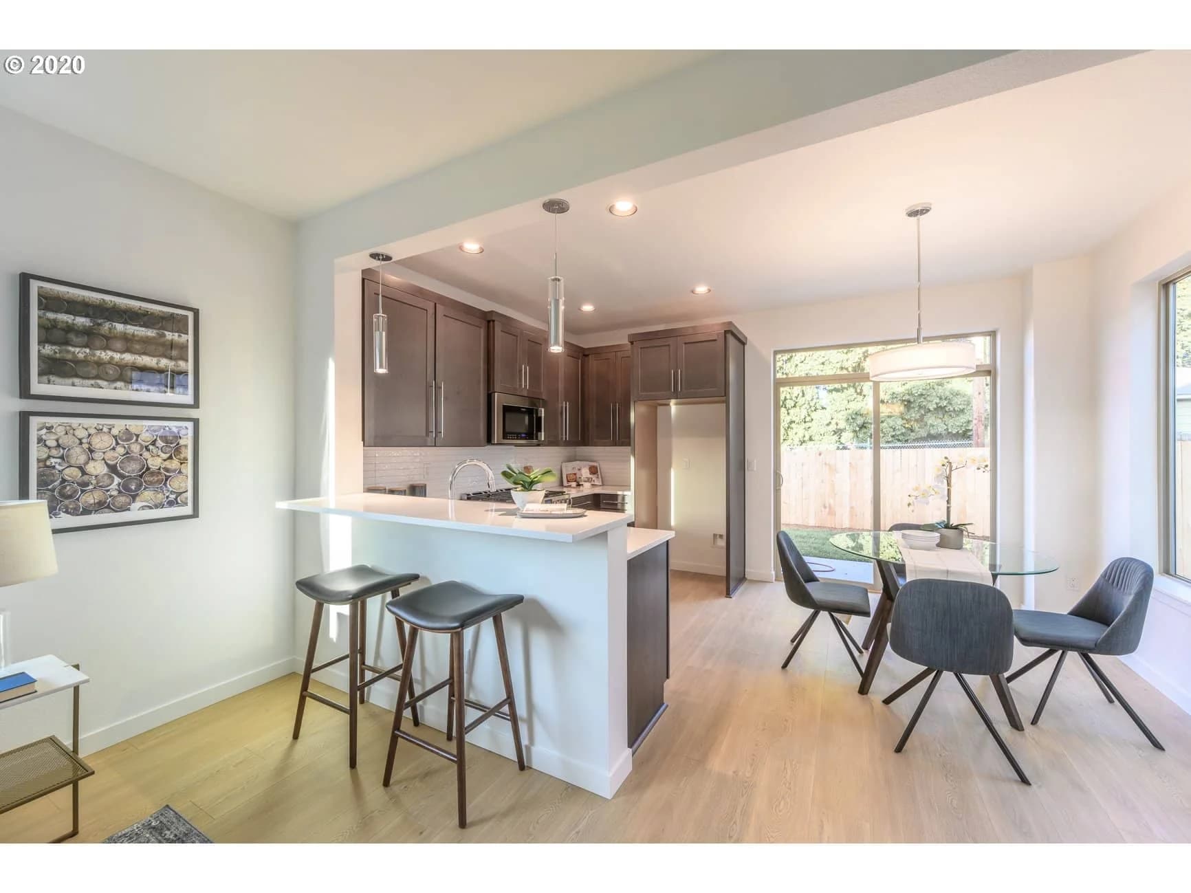 7410 N Lancaster Ave - Photo 10