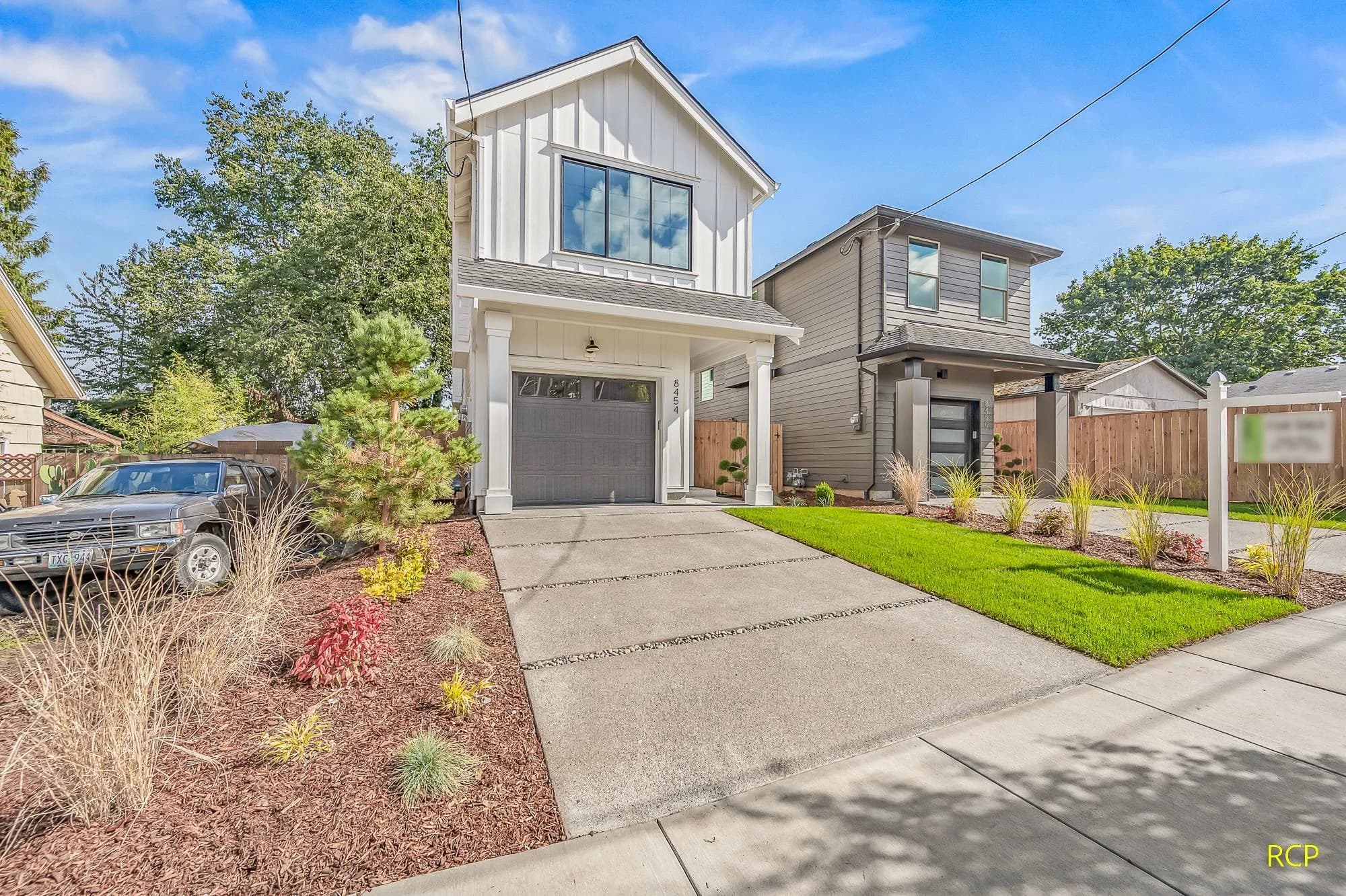 8450 N Seward Ave - Photo 38