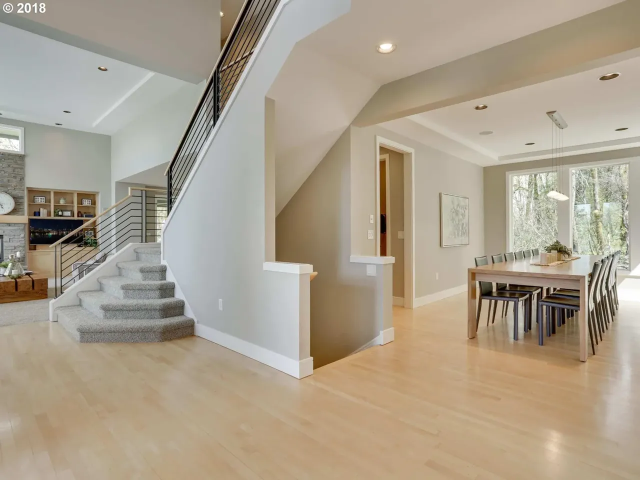 120 SW Moonridge Place