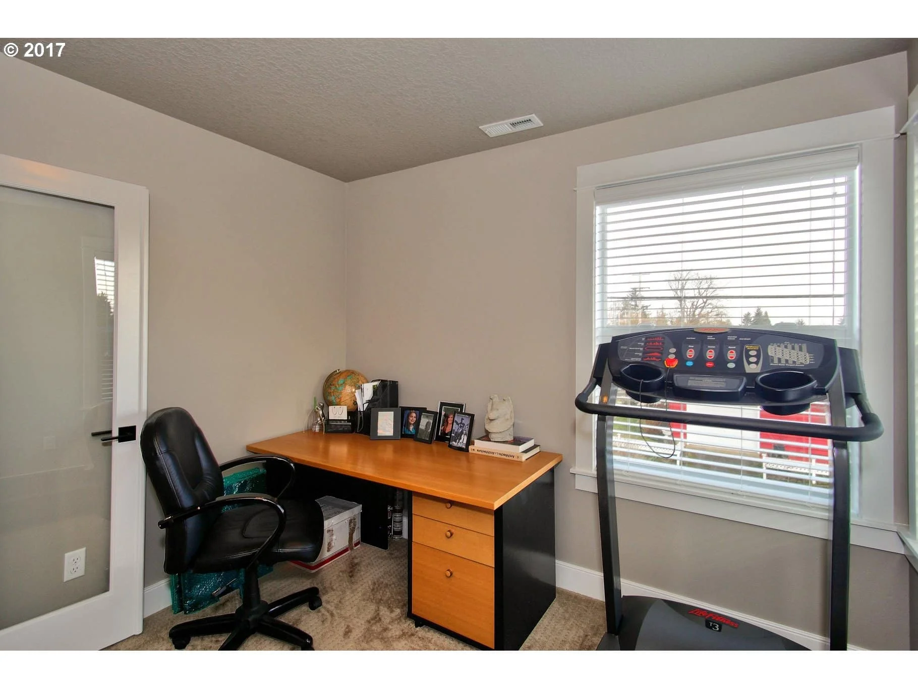 7374 N Macrum Ave - Photo 29