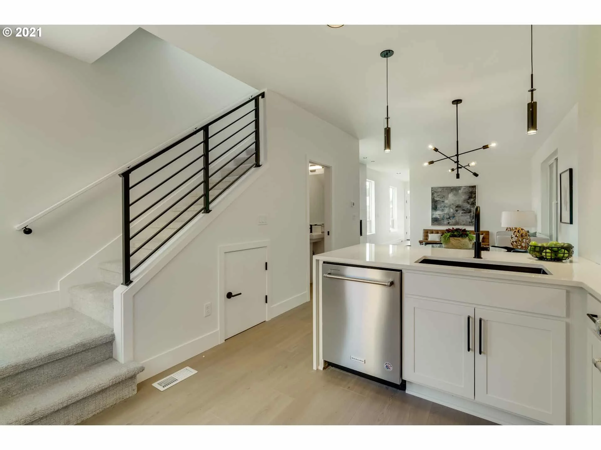 7528 SW 31st Ave - Photo 8