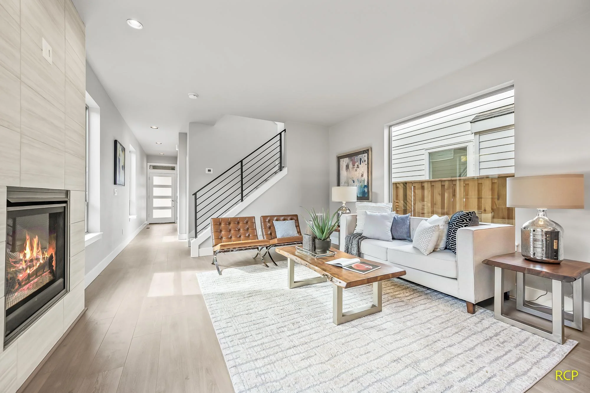 8454 N Seward Ave - Photo 8